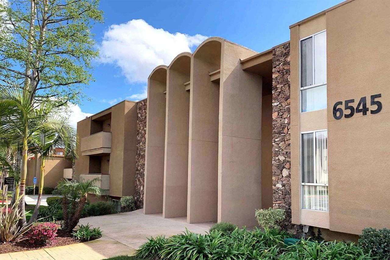 Dorchester Apartments | Spacious 1 & 2 Bedroom Apartments Near SDSU - Photo 5 of 50