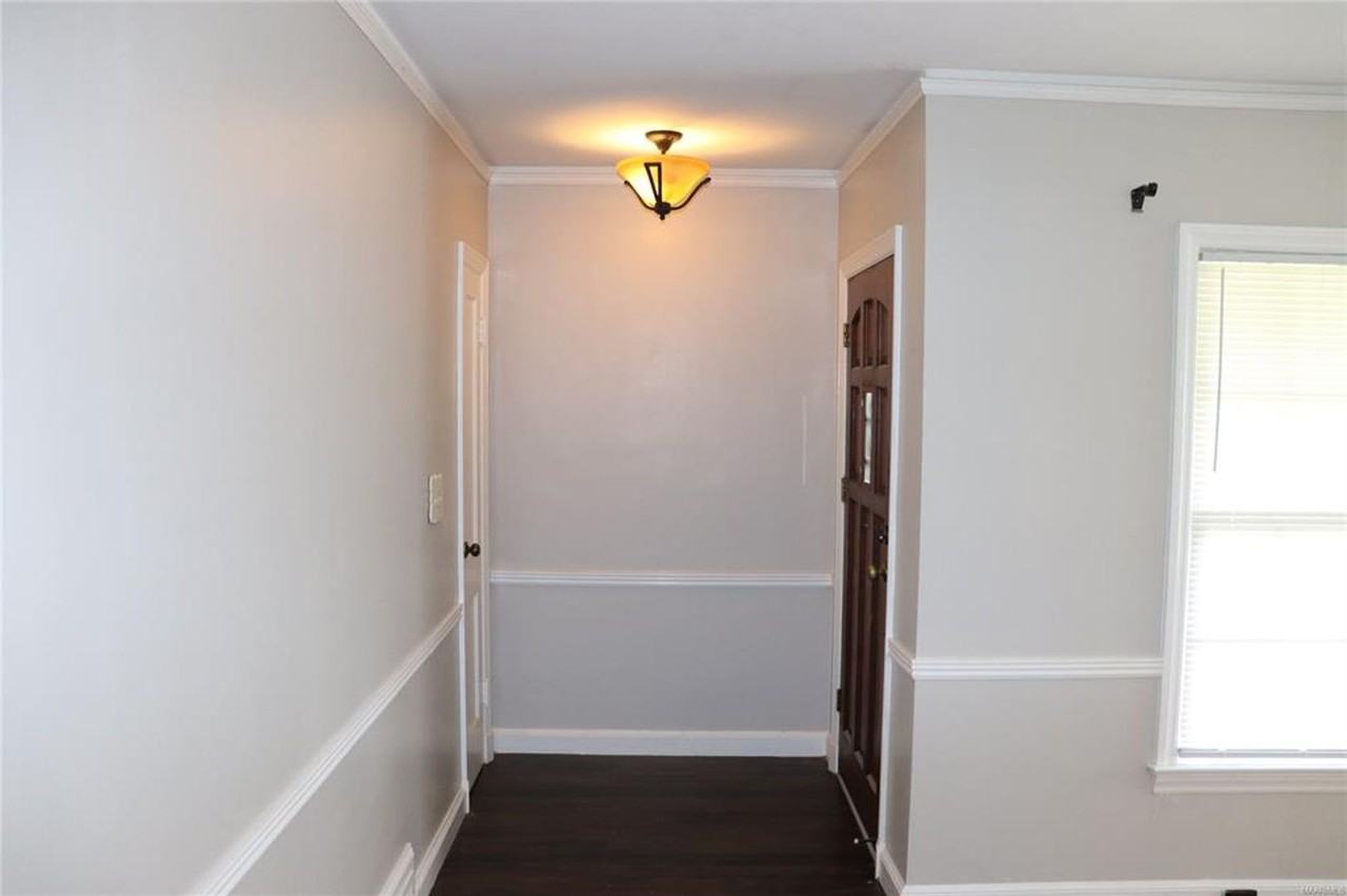 2781 Ashley Ave - Photo 2 of 14