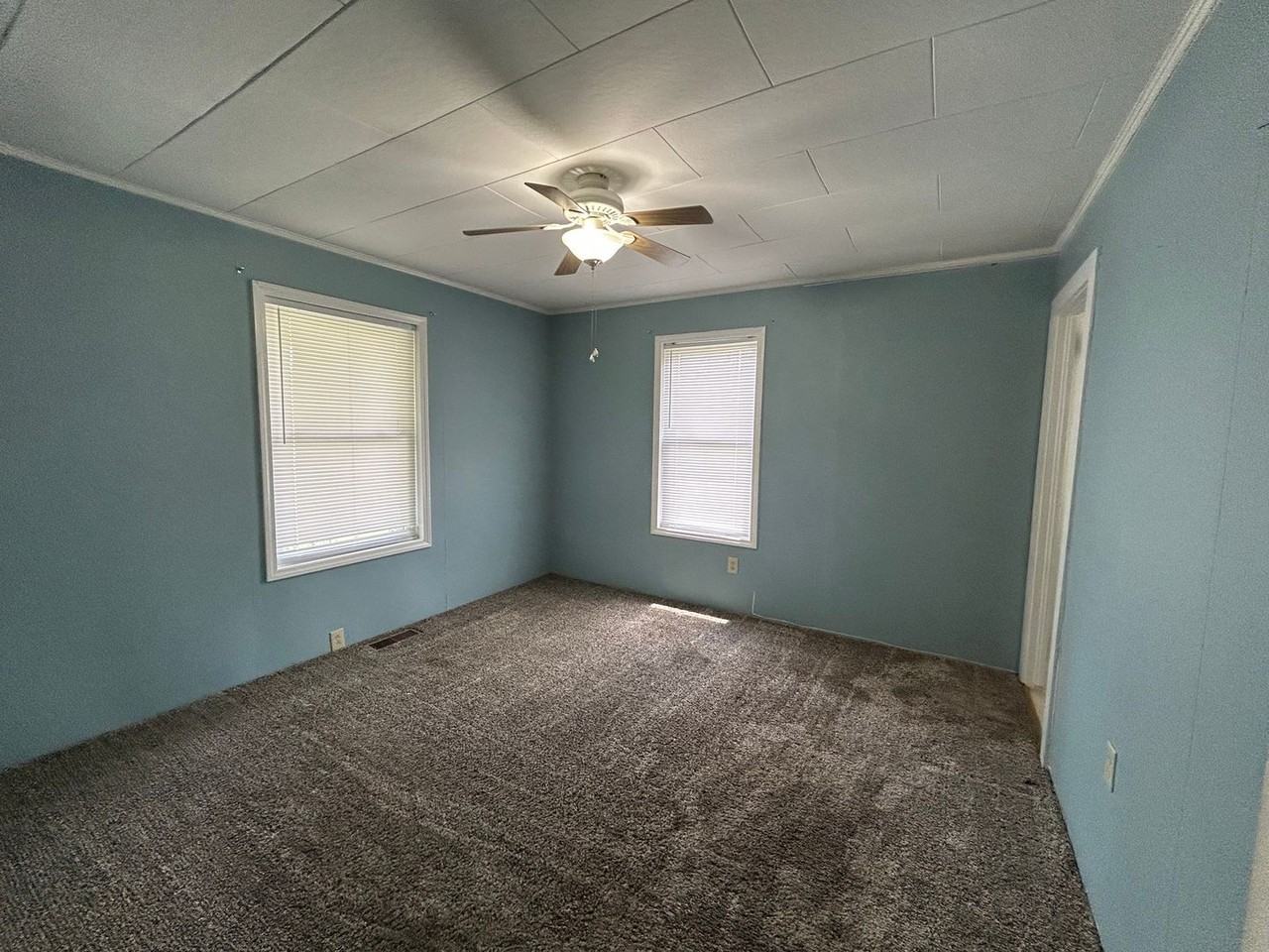 23640 Riverton Rd - Photo 7 of 11