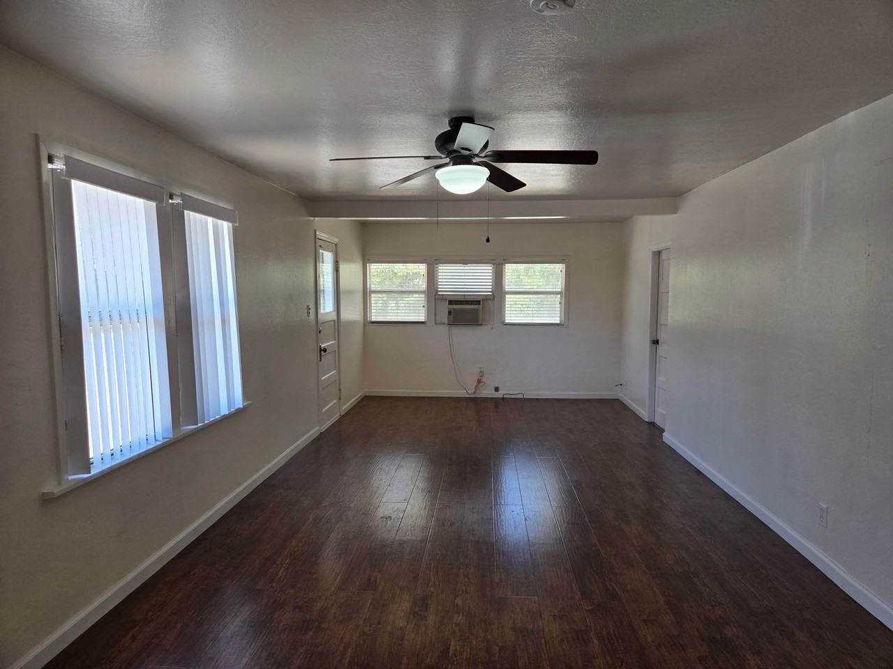 13236 Yosemite Blvd - Photo 2 of 12