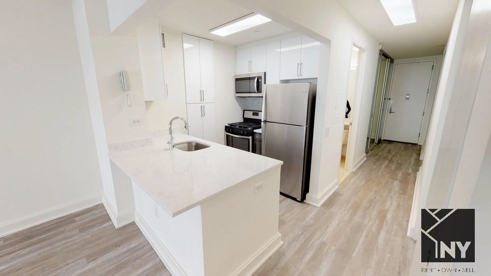 10 Hanover Street #8v - Photo 2 of 4