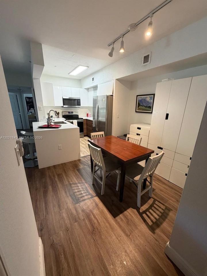 2582 Centergate Drive - Photo 3 of 12
