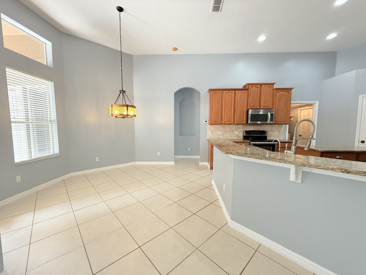 814 Kazaros Cir #1 - Photo 5 of 27