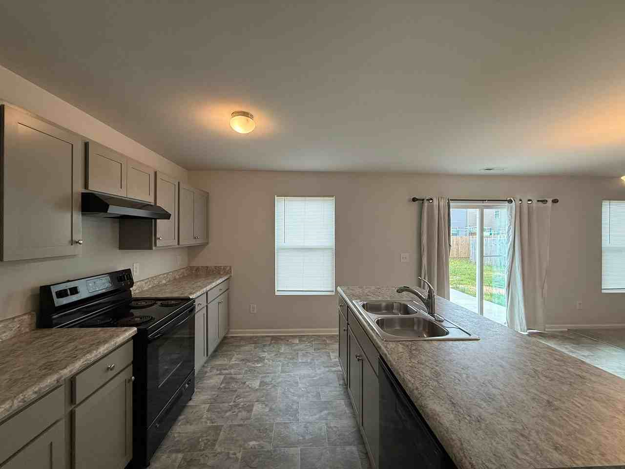 144 Maple Tree Ln #1 - Photo 6 of 41