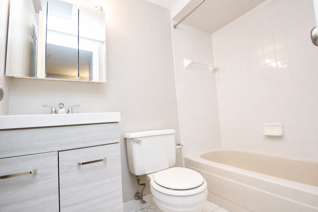 504 ORCHARD AVENUEAPT 205 #205 - Photo 7 of 10