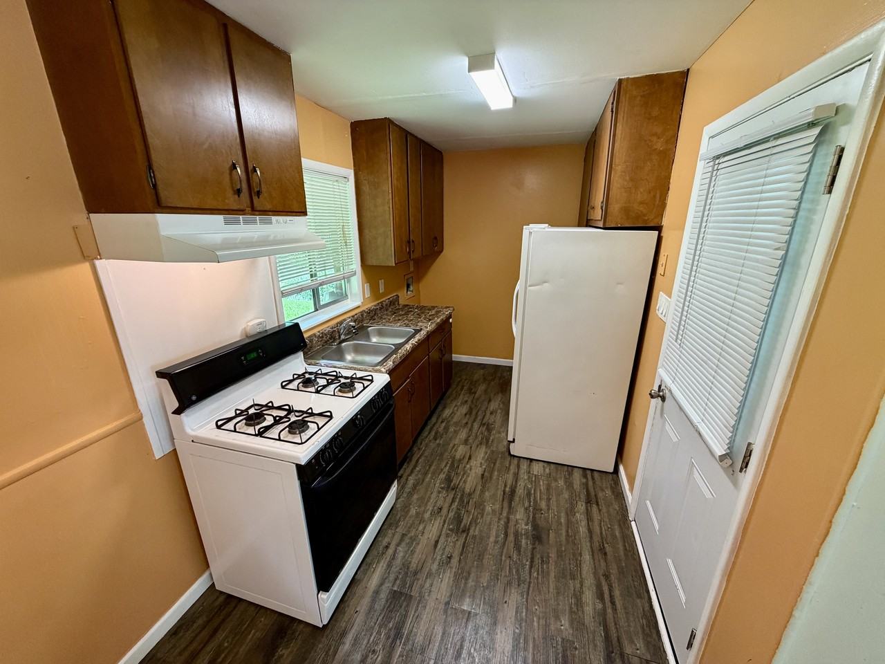326 West Ave #A - Photo 5 of 14