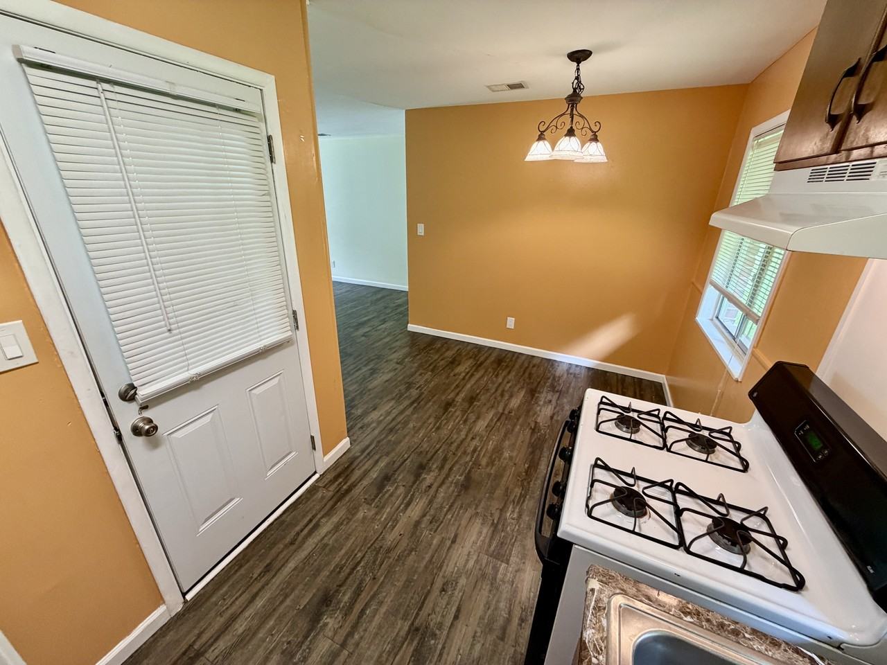 326 West Ave #A - Photo 6 of 14