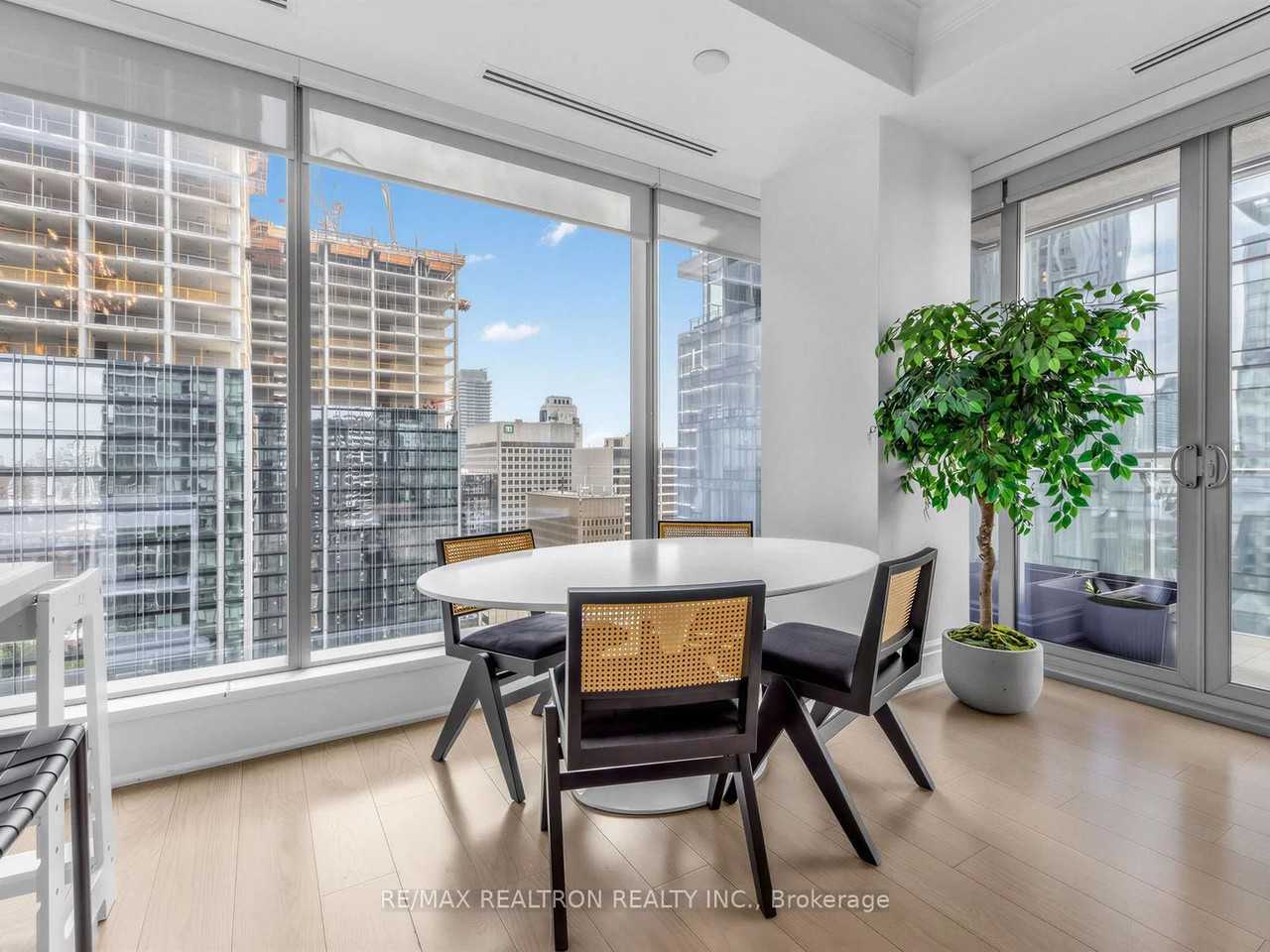 55 Scollard Street - Photo 9