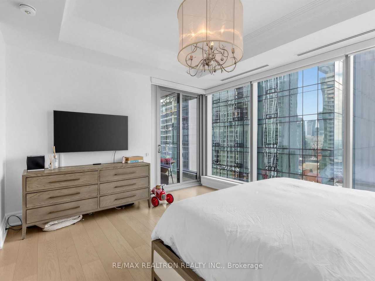 55 Scollard Street - Photo 17