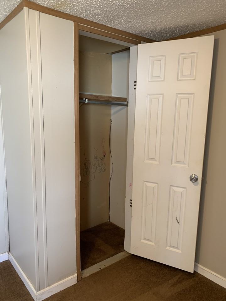 154 Zackary St #1 - Photo 6 of 13