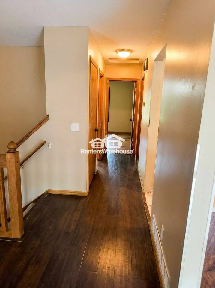 9638 172nd St W - Photo 6 of 23