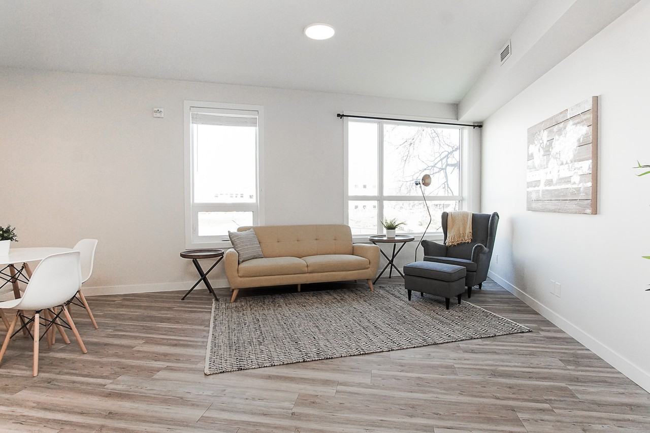 18 Picardy Place #107 - Photo 2 of 25