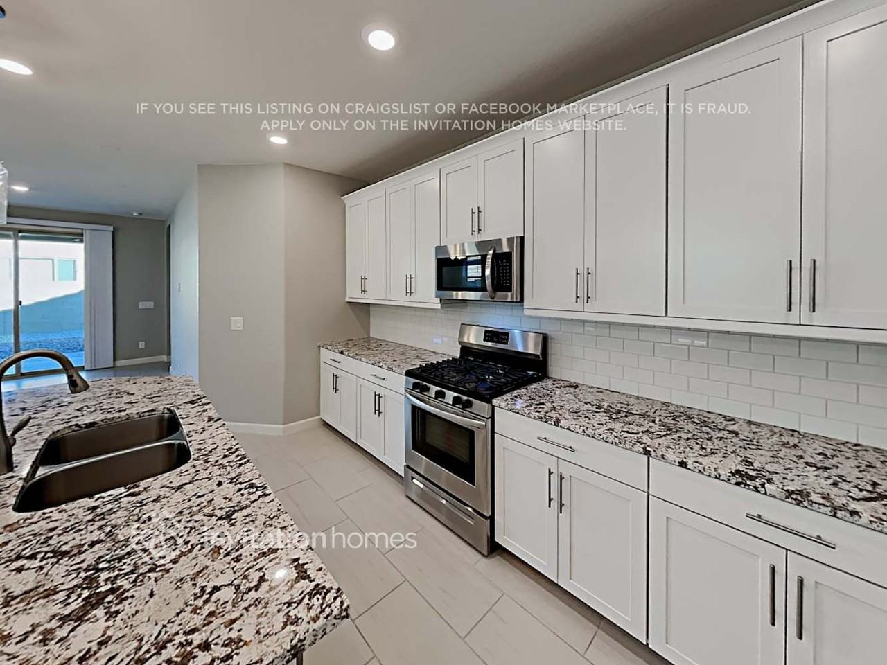 354 W Rainbow Bridge Ln - Photo 5 of 17