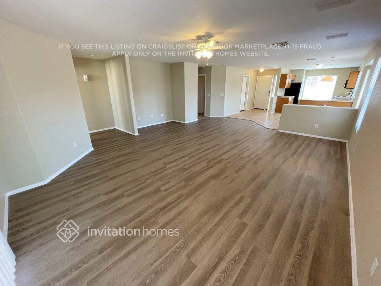 3812 S 74th Dr - Photo 2 of 8