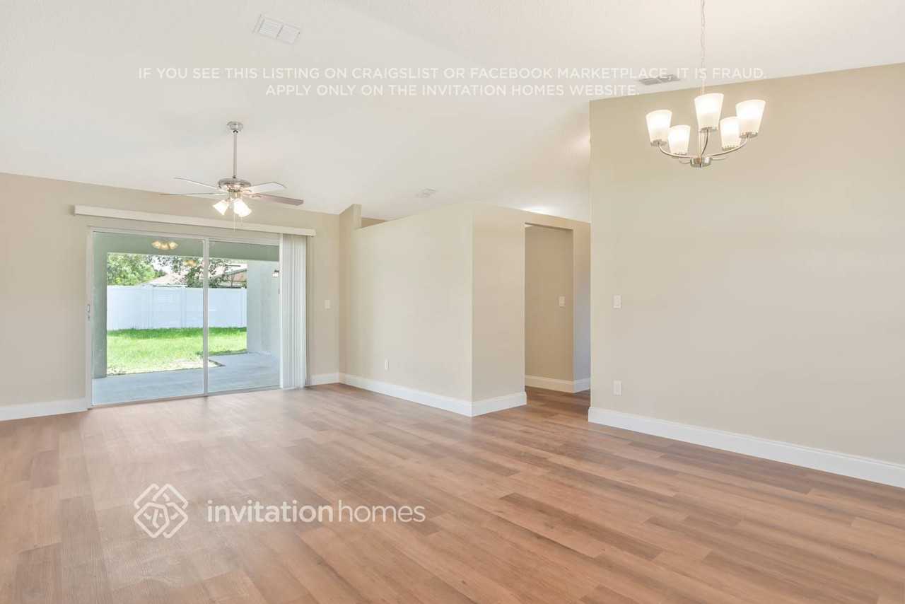 676 Regency Way - Photo 6 of 26