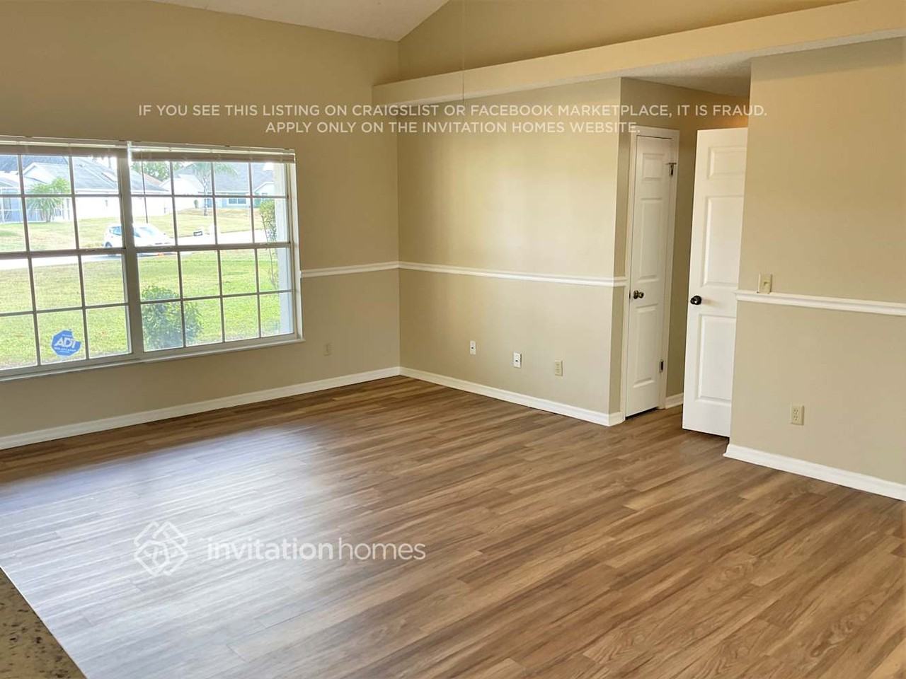 5660 Loma Vista Dr W - Photo 2 of 17
