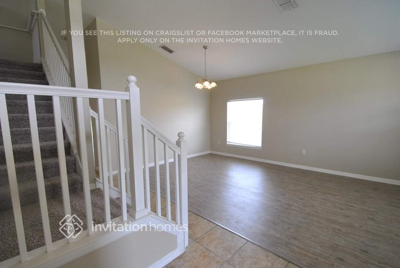 3144 Dasha Palm Dr - Photo 2 of 13