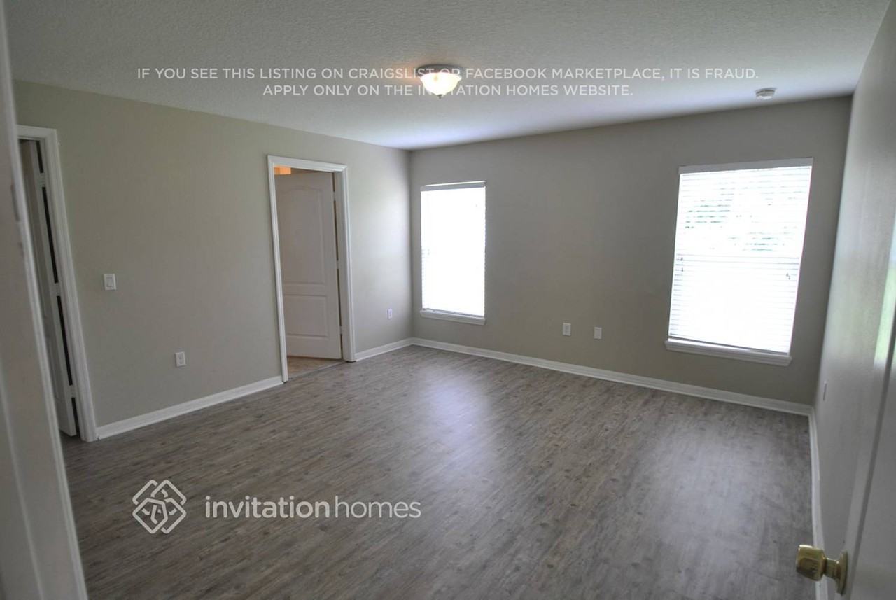 3144 Dasha Palm Dr - Photo 5 of 13