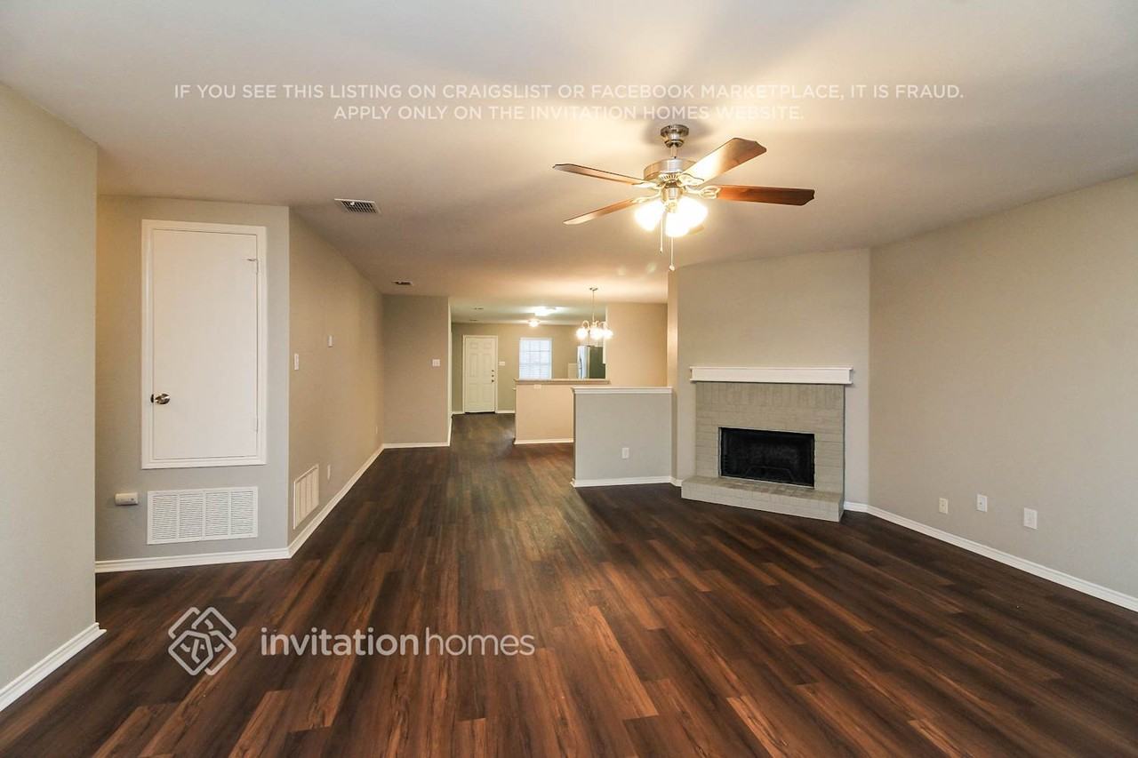 2940 Marco Dr - Photo 5 of 20