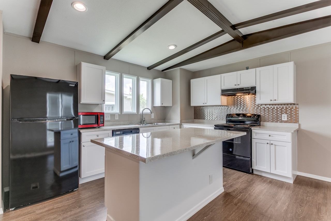 7151 Woodlake Pkwy #1 - Photo 7 of 50