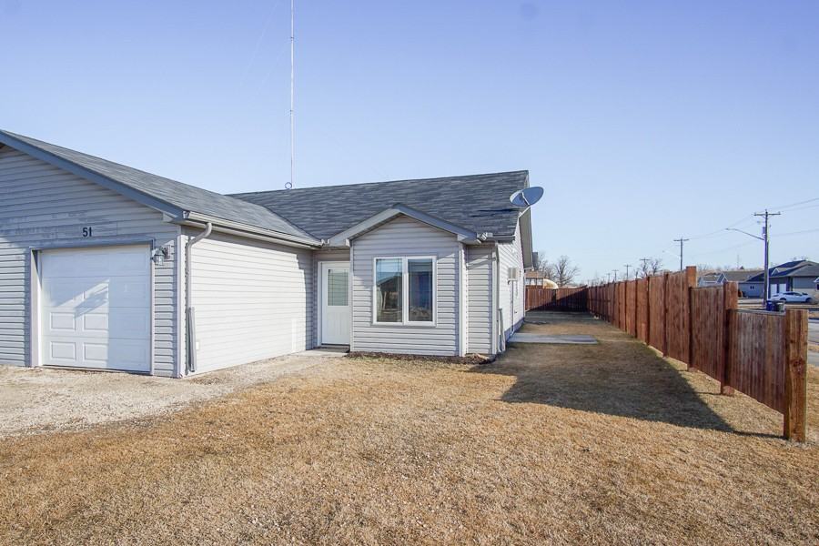 51 Flower Place - Photo 5 of 28