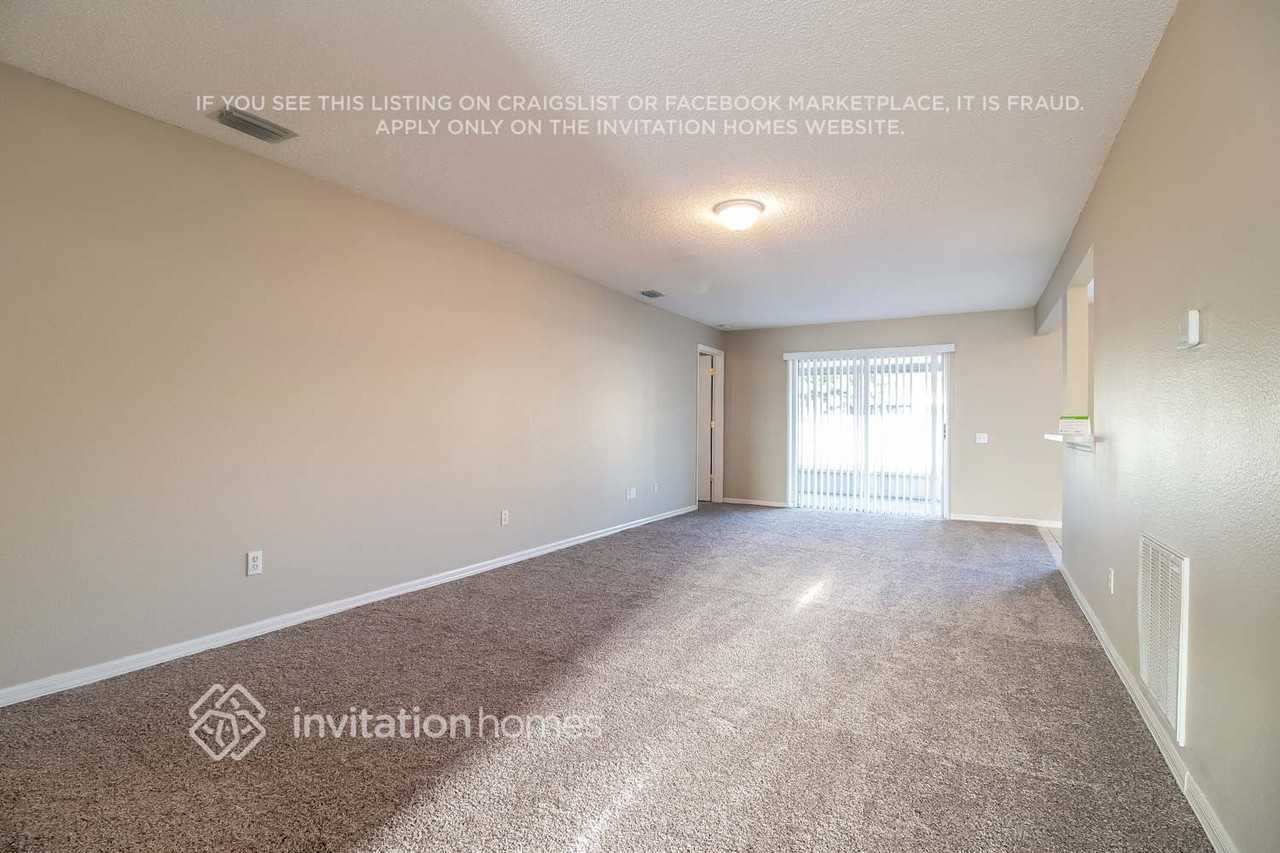 12521 Dawn Vista Dr - Photo 5 of 19