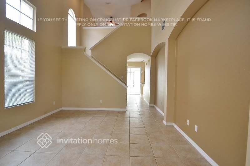 12005 Abbywood Ln - Photo 2 of 7