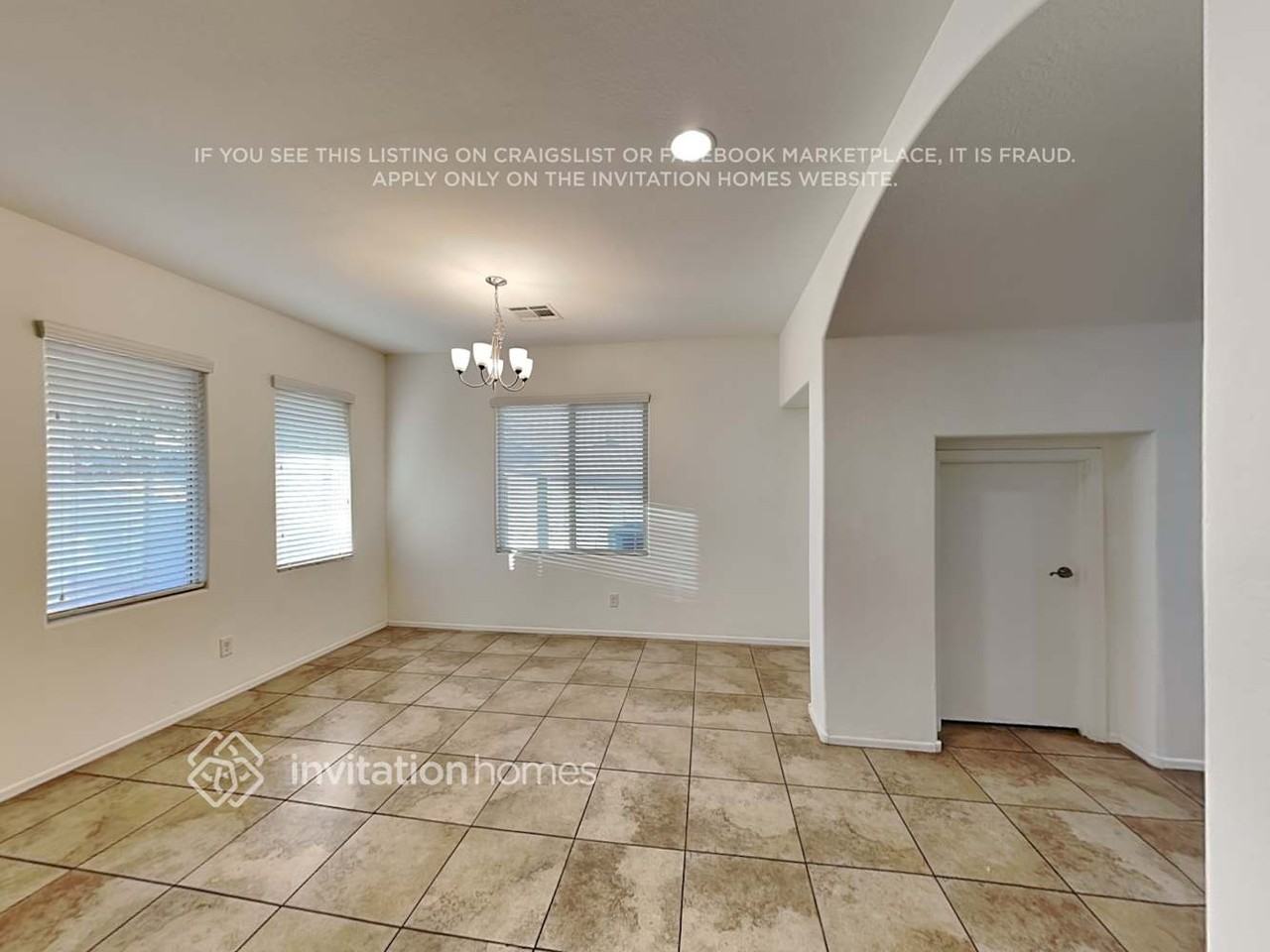1265 E Palomino Way - Photo 4 of 21