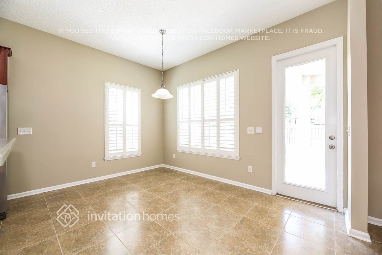 11315 Claudine Ct - Photo 7 of 18