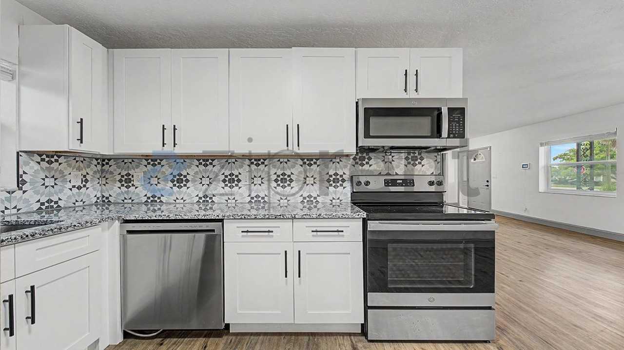 958 Cobblestone Dr - Photo 6 of 18