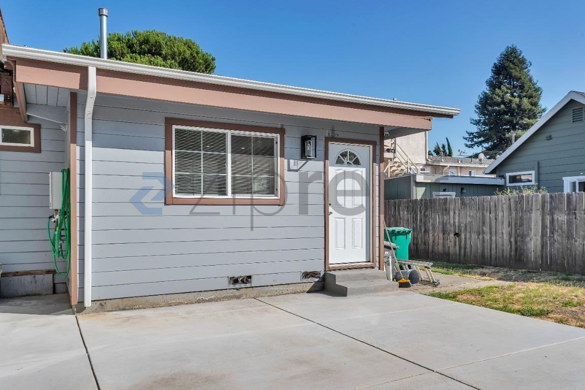 4027 Fullington St - Photo 5 of 14
