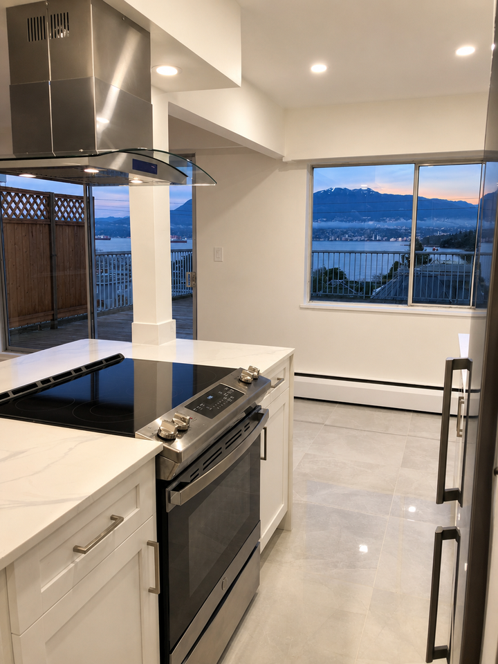 Kitsilano Low rise Apartment - Photo 6 of 25