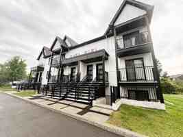 featured image of 947 Rue Notre-Dame