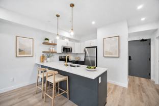 710 Westminster Avenue - Photo 1 of 1