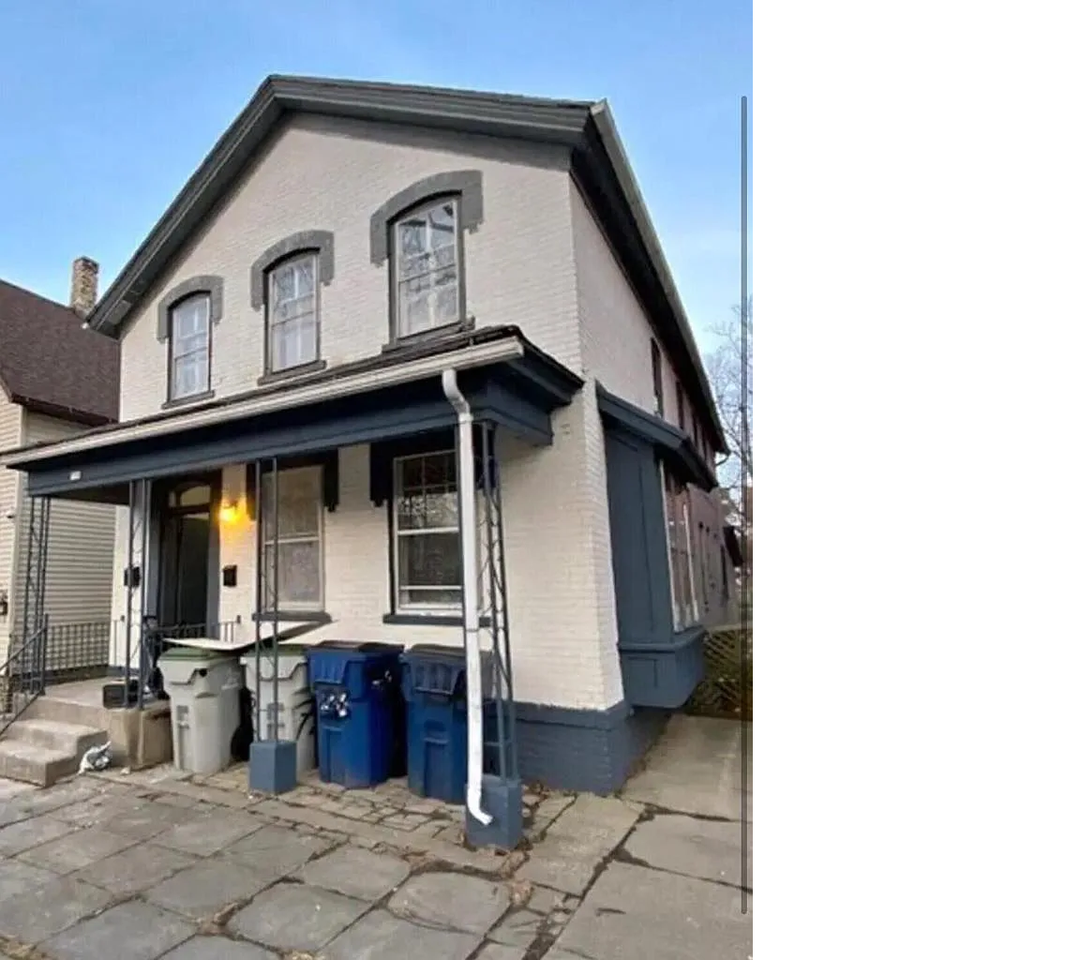 738 S 25th St Uppr