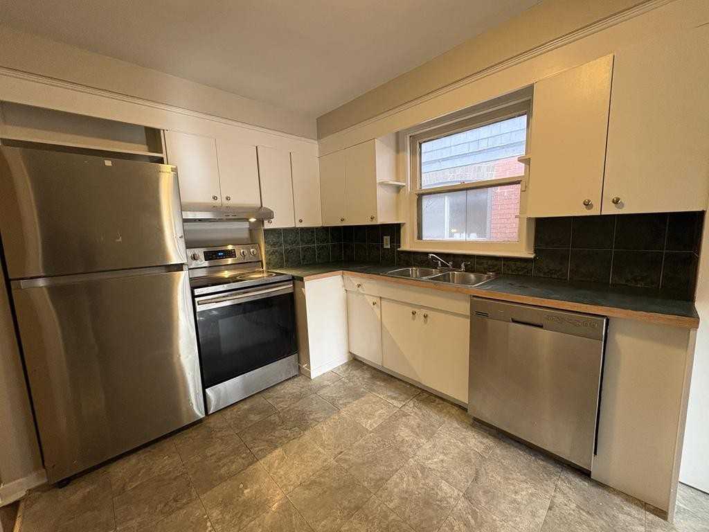 254 Fairfield Avenue - Photo 6 of 15