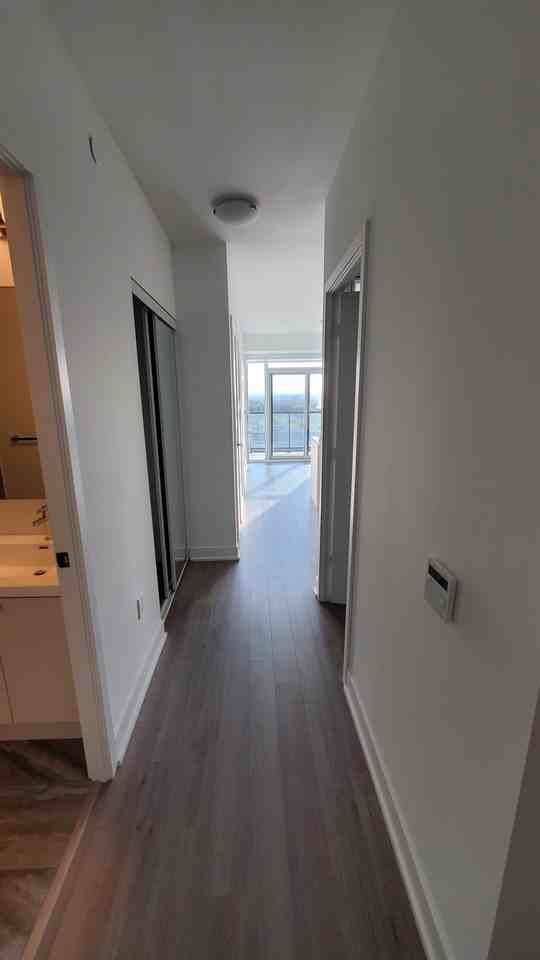 722-50 George Butchart Drive, North York - Photo 7 of 8
