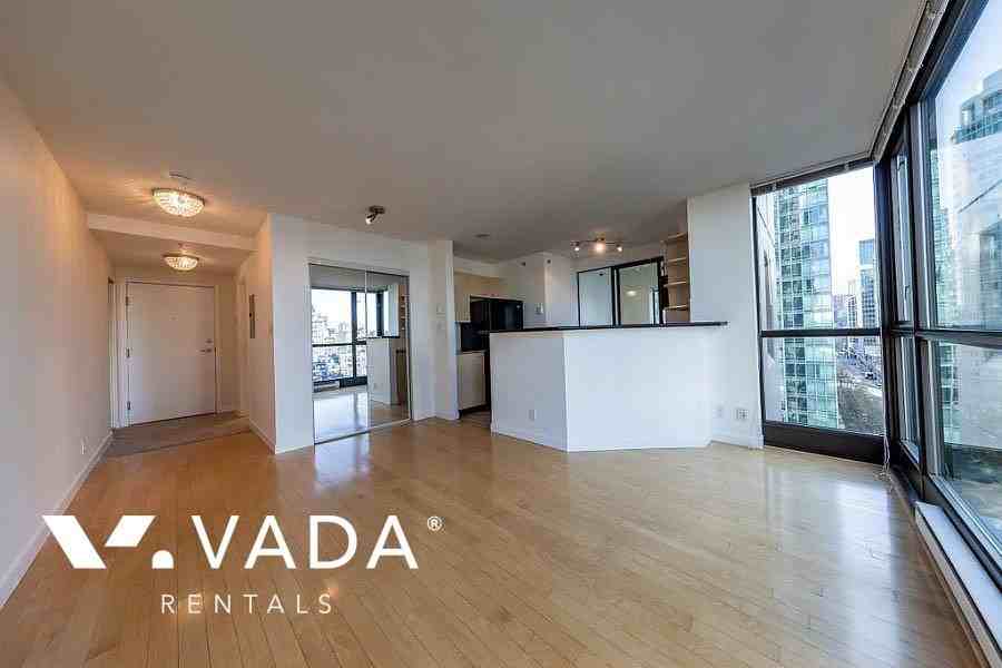 The Lions Studio Rental 1510 - Photo 2 of 15