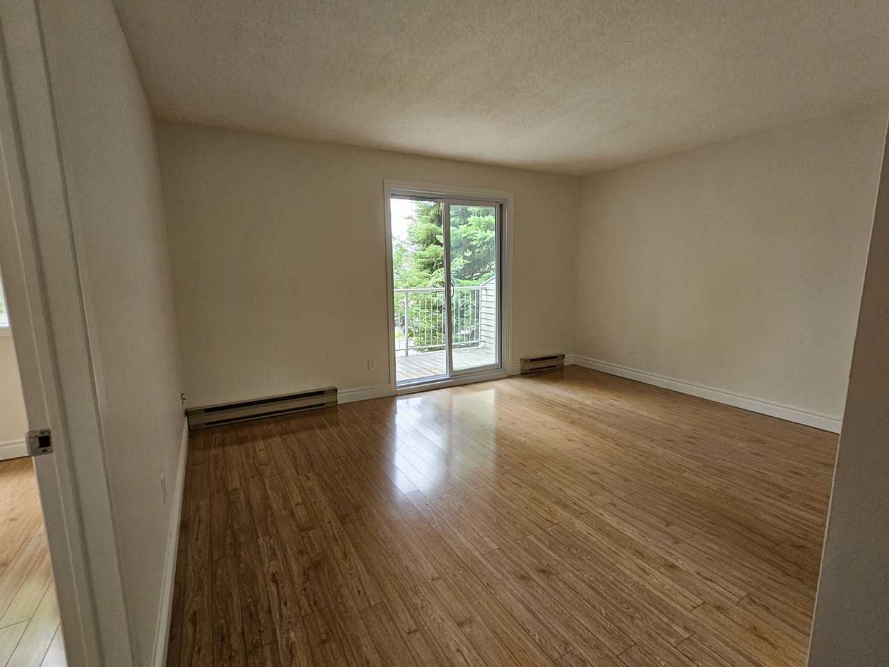 250 Apartment Bldg - Photo 2 of 6