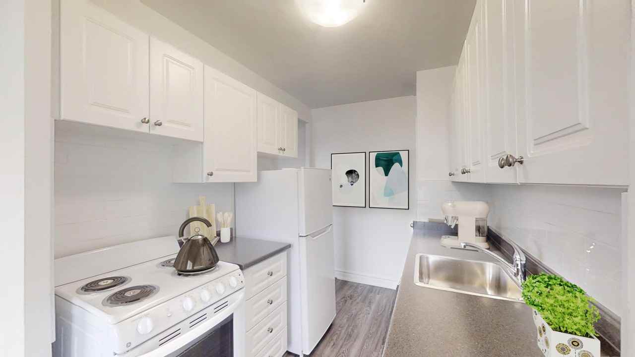 166 Carlton Street - Photo 2 of 11