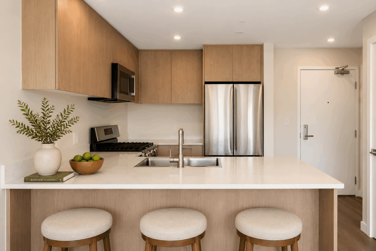 Il Greco Apartments - Photo 5 of 30