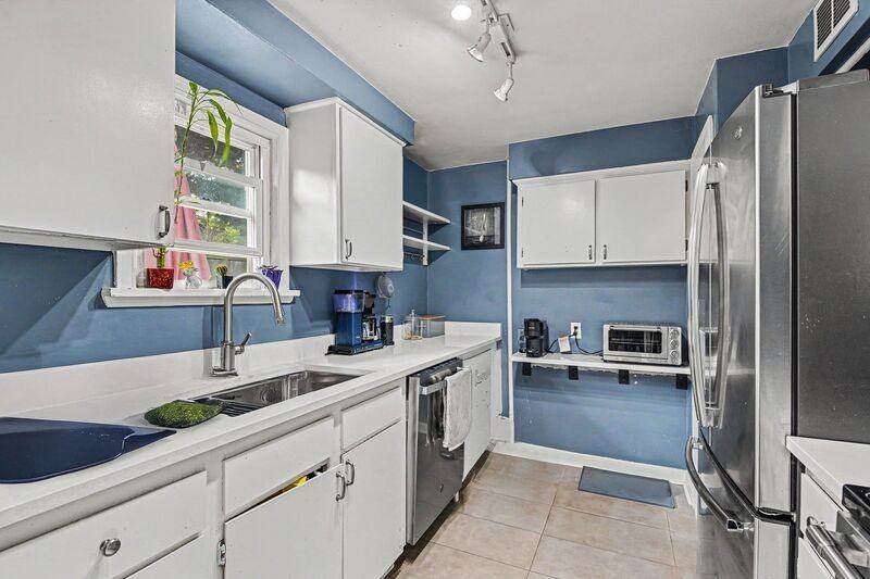 3633 41st Ave W - Photo 5 of 20