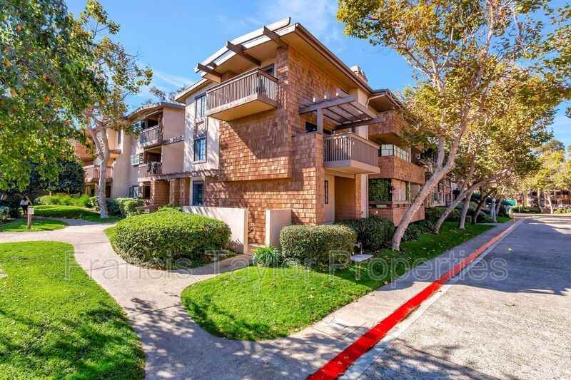 8840 Villa La Jolla Dr #211 - Photo 4 of 30