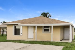 300 Nw 3rd Ct - Photo 1 of 1