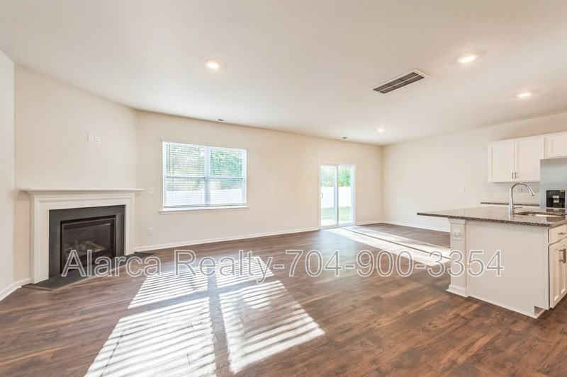 14220 Wilson Mac Ln - Photo 4 of 21