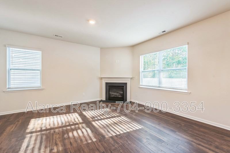 14220 Wilson Mac Ln - Photo 5 of 21