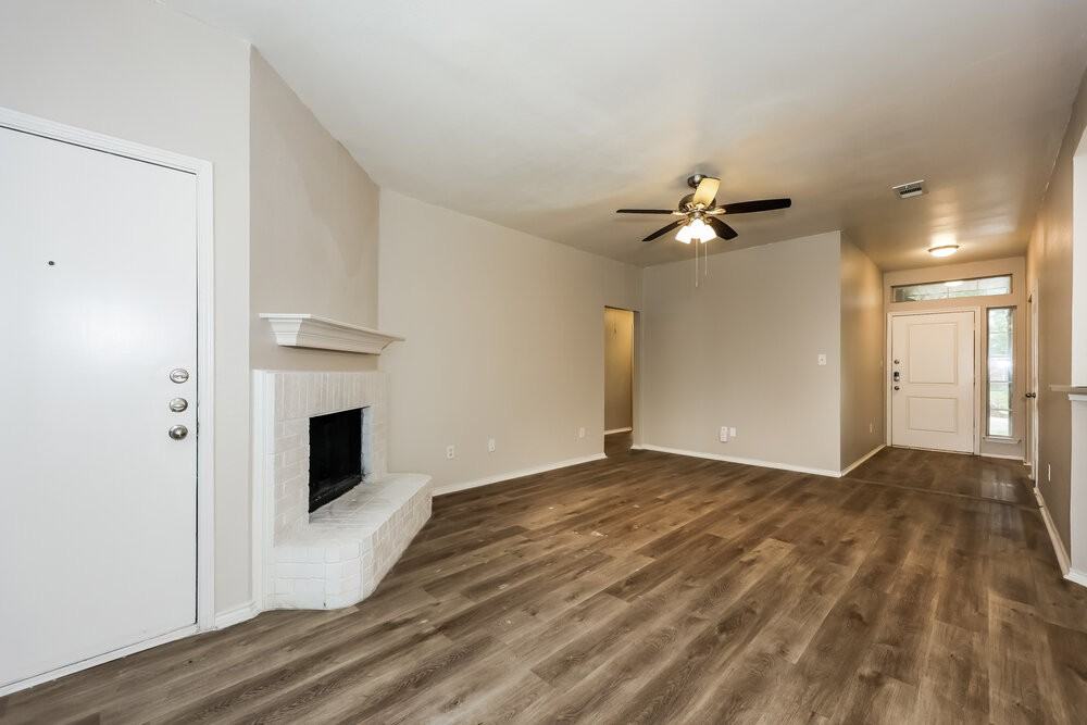 2628 Hidden Springs Dr - Photo 3 of 16