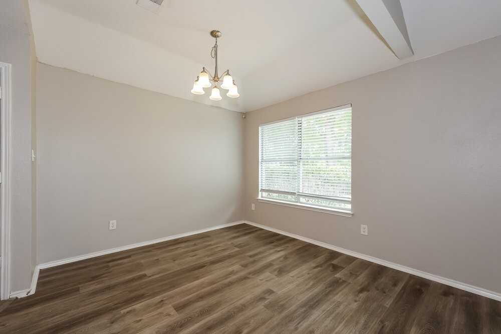 2628 Hidden Springs Dr - Photo 6 of 16