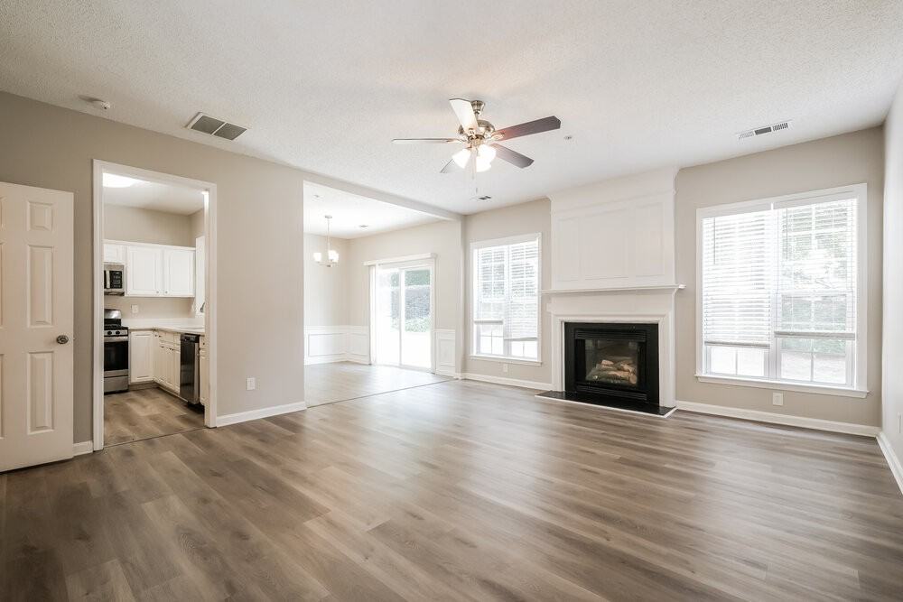 191 Regent Pl - Photo 6 of 17