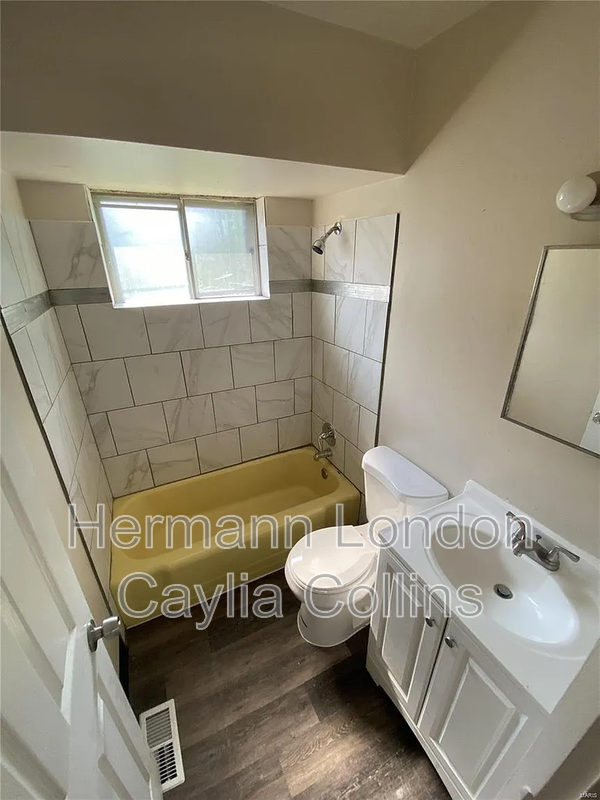 1209 Chambers Rd #1209C - Photo 3 of 7